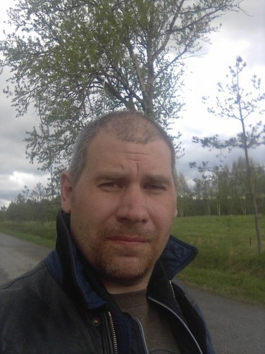 Павел, 38, Pechory