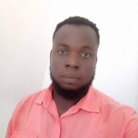Amos, 34, Monrovia