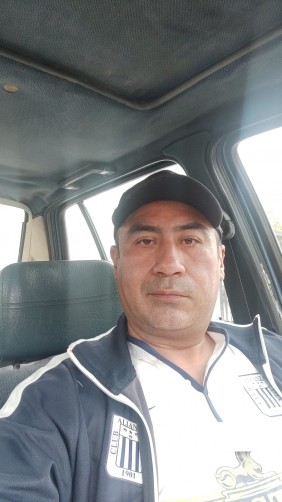 Jose Carlos, 45, Lima