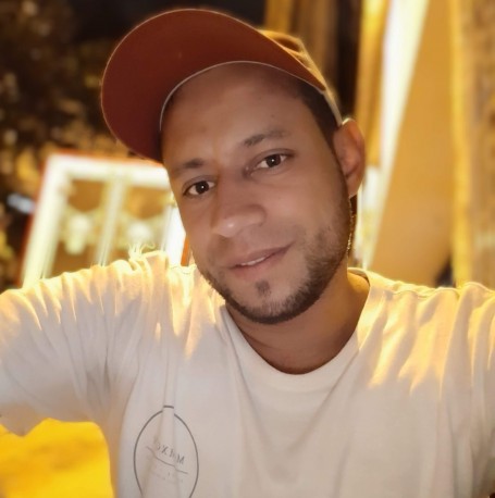 Nelson, 34, Bucaramanga