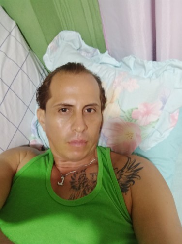 Luis, 41, Manta