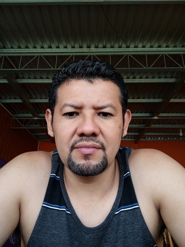 Roland, 35, San Pedro Sula