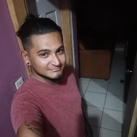 Juanjo, 30, San Juan