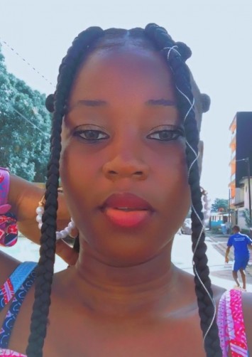 Koudou Noura, 20, Abidjan