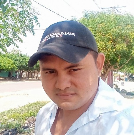 Jorge Luis, 33, Chinu