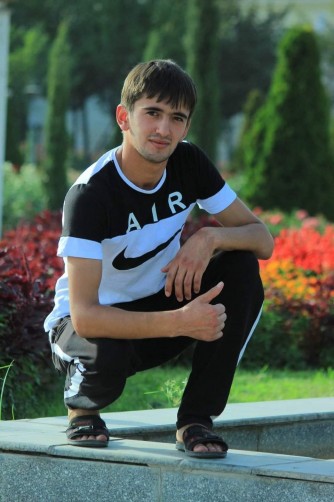 Alim, 18, Dushanbe