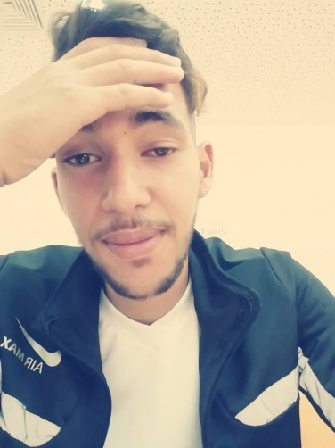 Habib, 22, Tangier