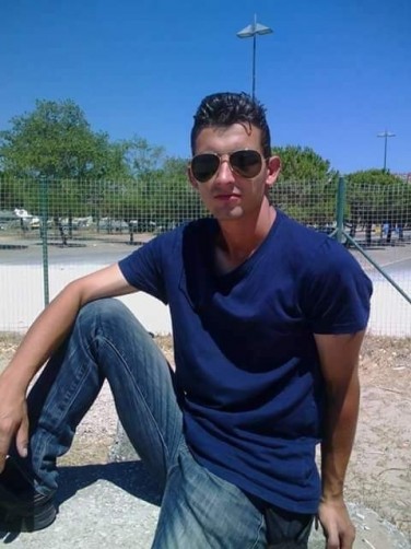Vitor, 21, Almada
