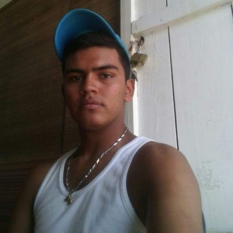 Andres, 25, Bucaramanga