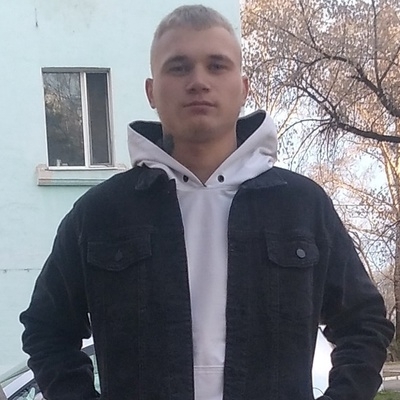 Max, 19, Raychikhinsk