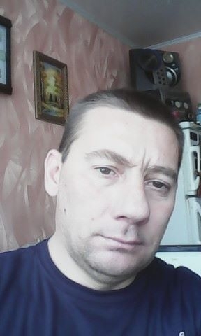 Aleksandr, 44, Teploye