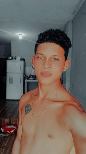 Joaquín, 19, Bogota