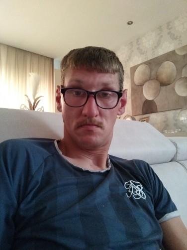Christof, 32, Maaseik