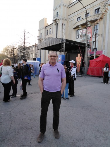 Александр, 54, Serov