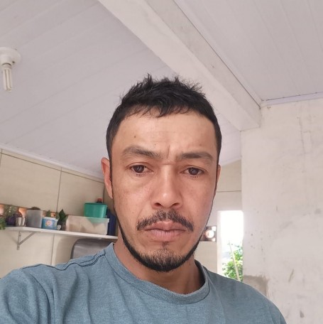 Reginaldo, 36, Curitiba