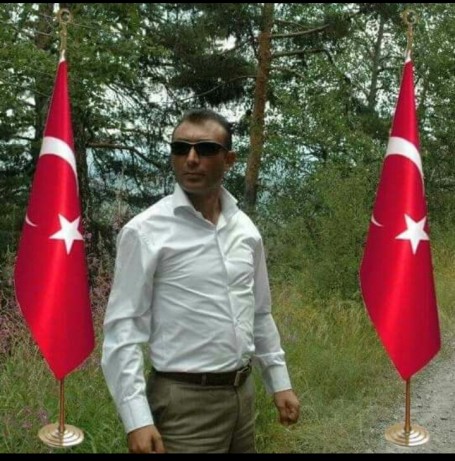 Ayhan, 46, Ankara