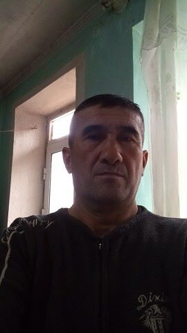 Abdulbosid, 36, Khebda