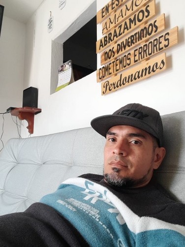 Jeisson Andres, 35, Medellin
