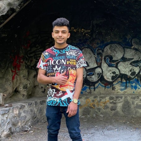Mahmoud, 21, Sint-Truiden
