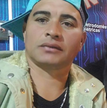 José Roberto, 47, Tubarao