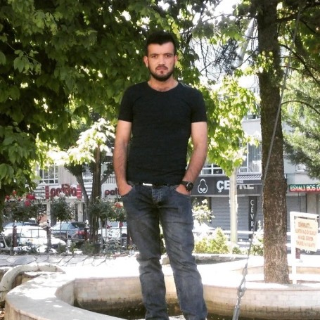 Uğur, 32, Ankara