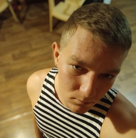 Dmitry, 23, Shakhty