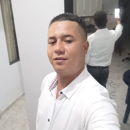 Victor, 32, Medellin