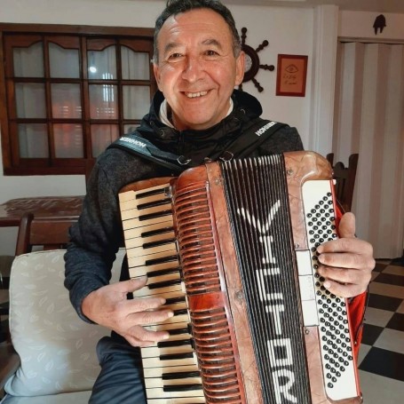 Emilio, 60, Buenos Aires
