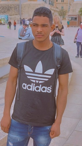 Abdulkader, 22, Valletta