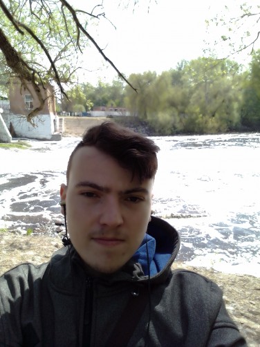 Денис, 21, Kramatorsk