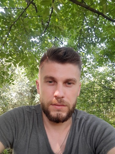 Антон, 30, Kharkiv