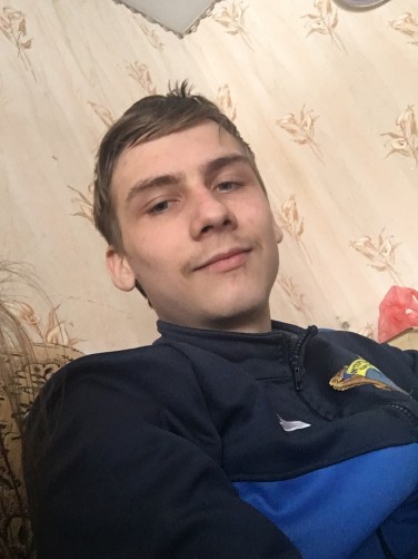 Влад, 18, Mariupol