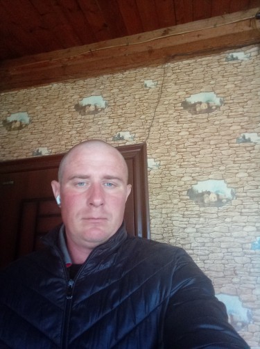 Алексей, 32, Gusev