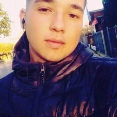José, 20, Temuco