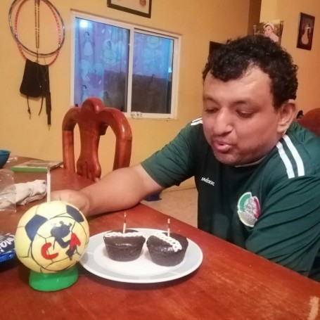 Carlos, 26, Poza Rica de Hidalgo