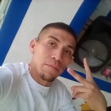 Julio Miguel, 33, Encarnacion de Diaz