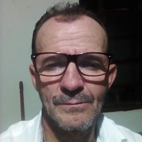 Alziro, 61, Americana
