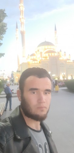 Muslimbek, 25, Pervomayskaya