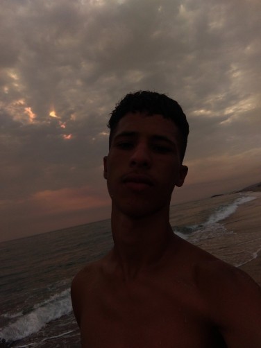 Abdraouf, 22, Algiers