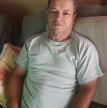 Jose Claudio, 59, Avanhandava