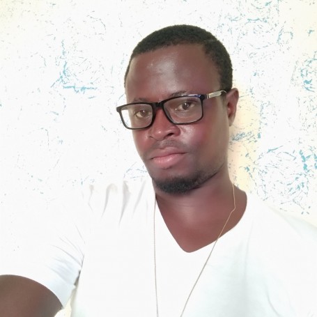 Lamboni Nicolas joli, 18, Lomé