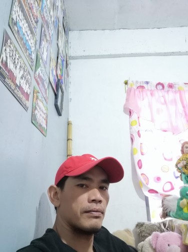 Rellecab, 40, Philippine