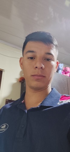 Jonathan, 21, Zamora