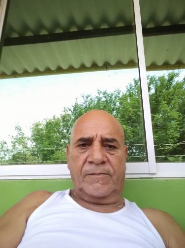 Luis, 65, Puerto Pereira