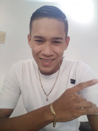 Antonio, 19, Barranquilla