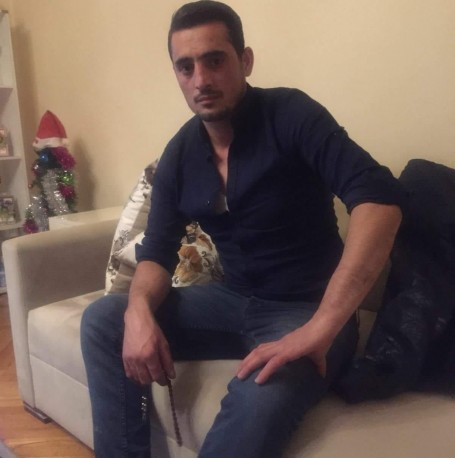 Nihat, 35, Ankara