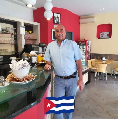 Claudio, 66, Havana