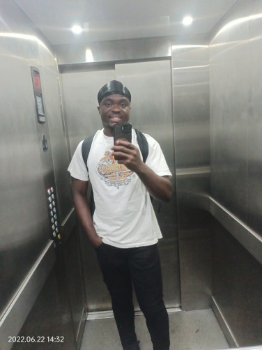 Chigozie, 25, Enugu