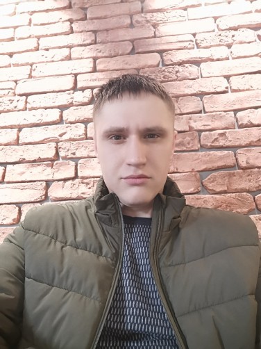 Евгений, 27, Krasnoye
