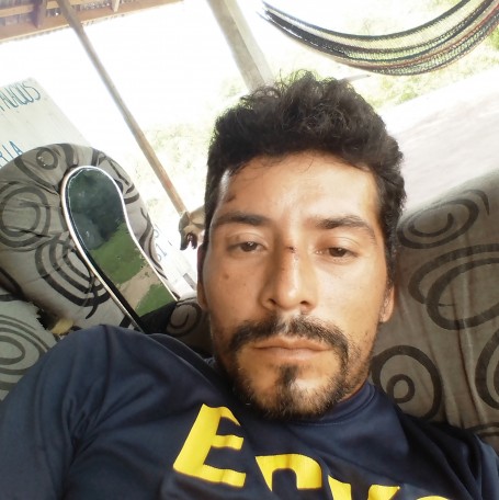 Omar, 32, Tegucigalpa